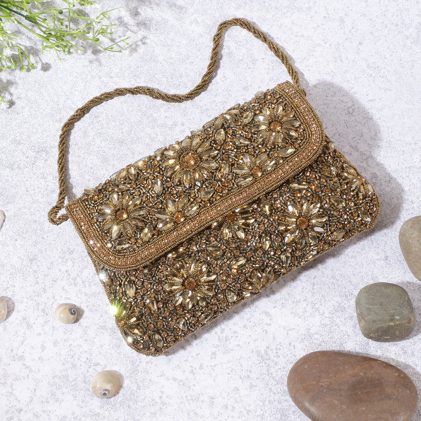 QANISHA DIYAARA – Premium Hand Zari Embroidered Bridal Clutch with Dual Carrying Options