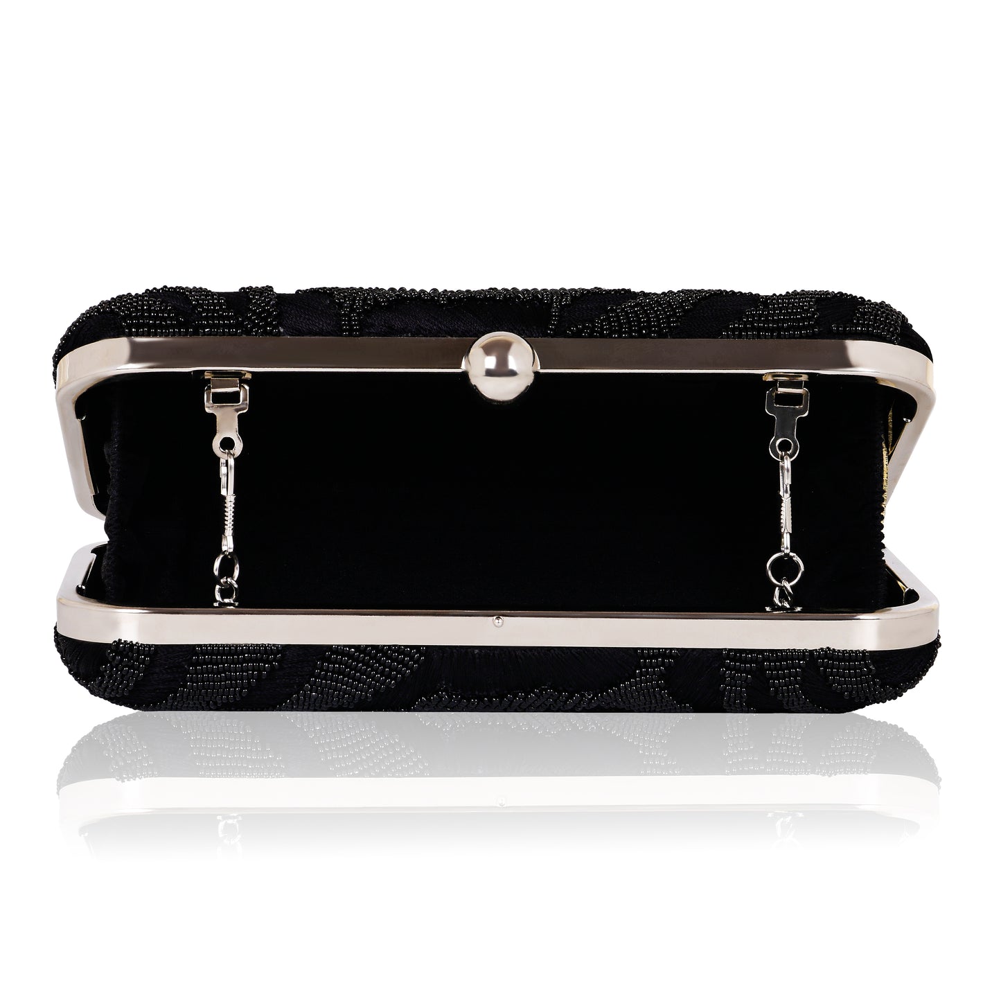 Qanisha Zuri - Handcrafted Elegance in Every Thread